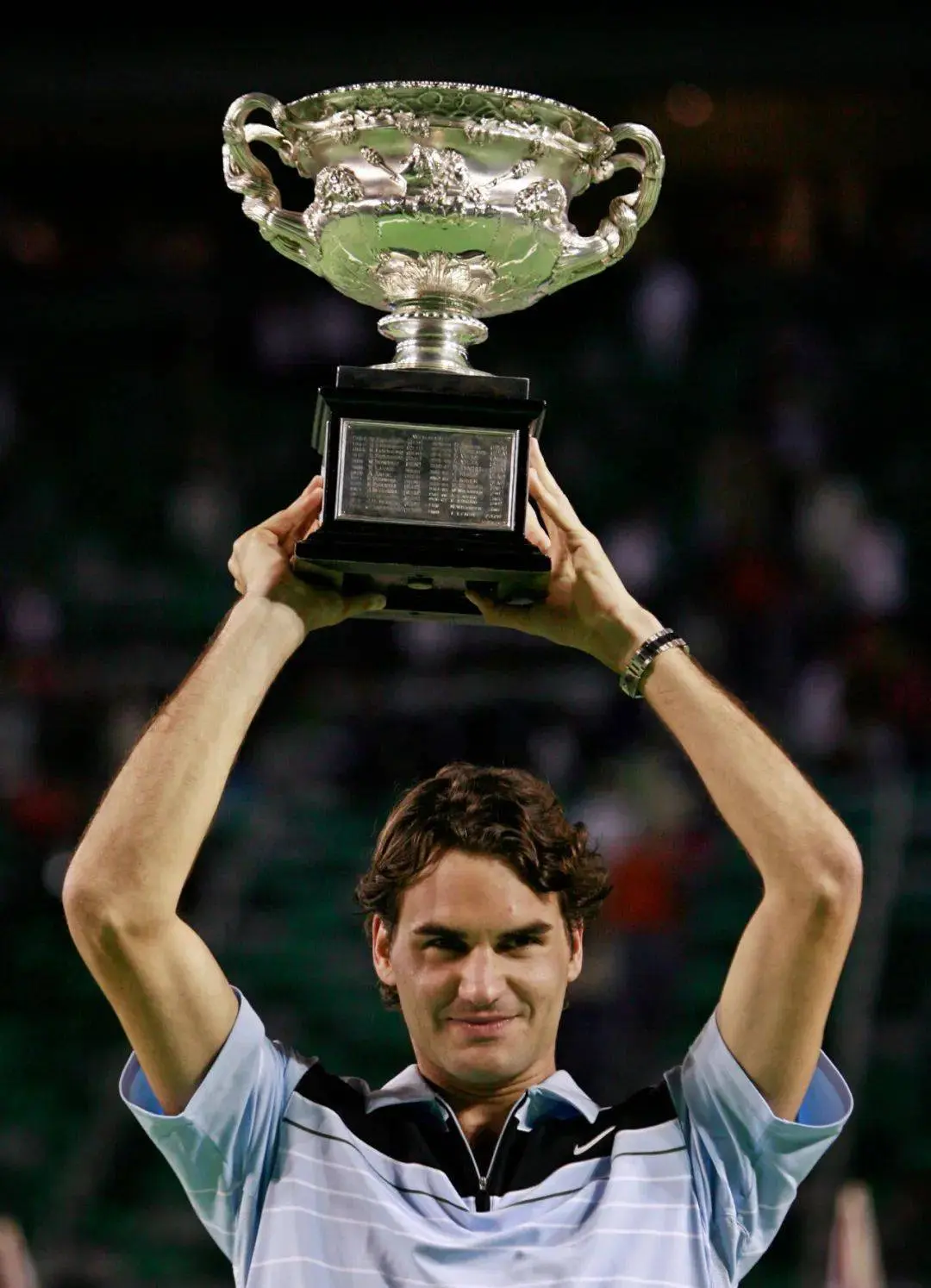 包含合切罗尔生涯回顾,传奇球员一朝谢幕的词条 包含合切罗尔生涯回顾,传奇球员一朝谢幕的词条